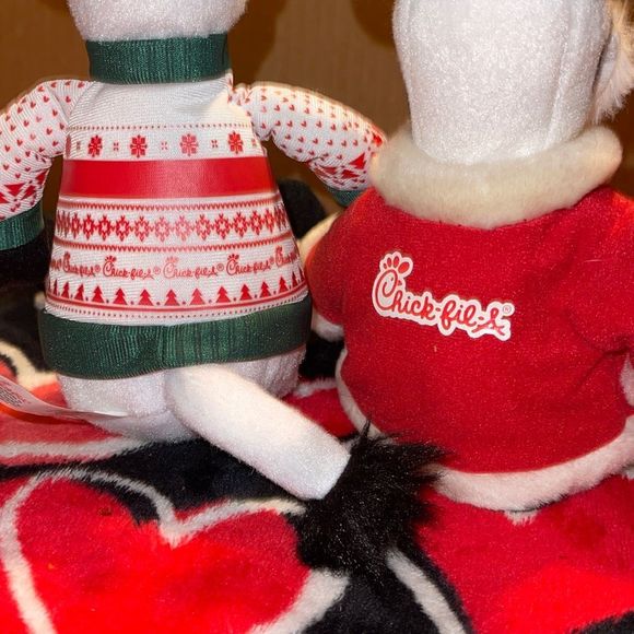 Chick-fil-A 2 Christmas Cow Plush Santa & Ulgy Sweater Cows - Picture 7 of 7